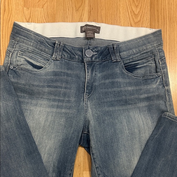 Democracy Ab Technology Women's Distress Jeans Size 16W - Picture 2 of 14